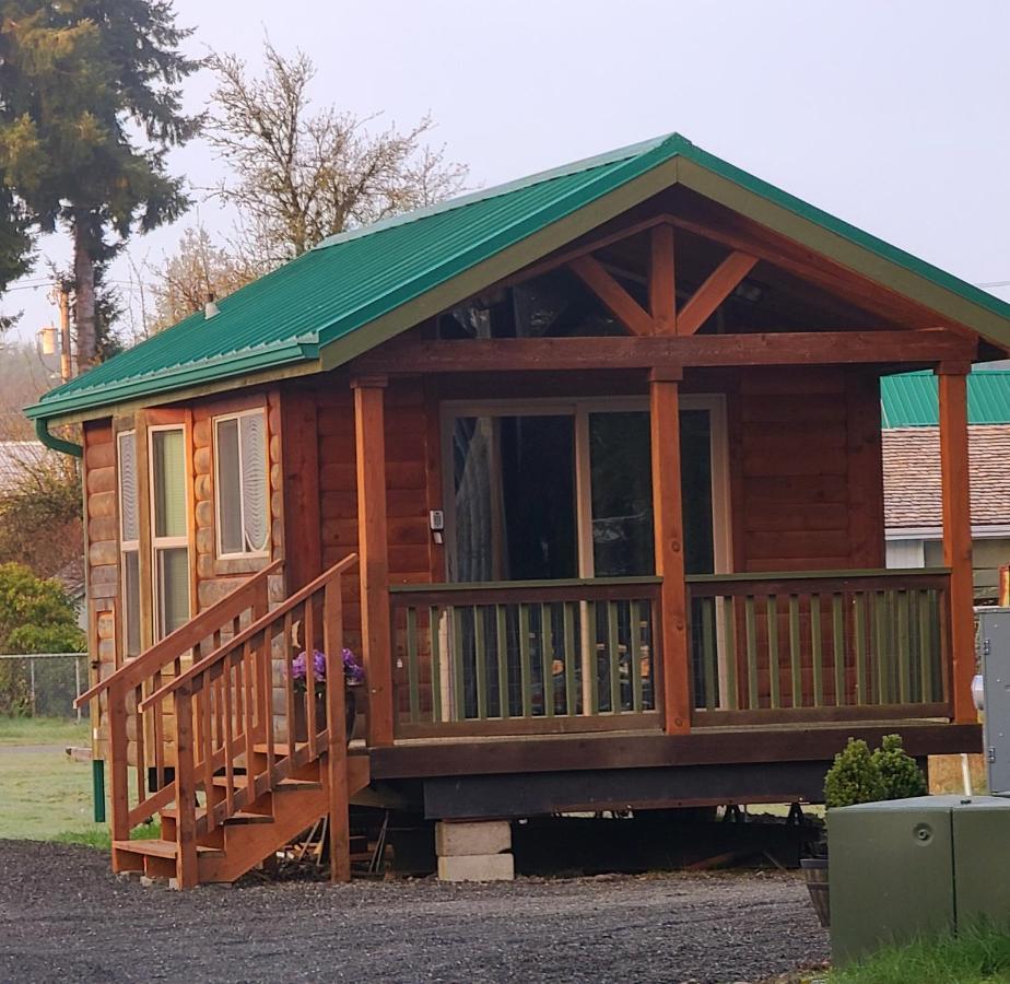 The Bogi Bear Inn Форкс Экстерьер фото